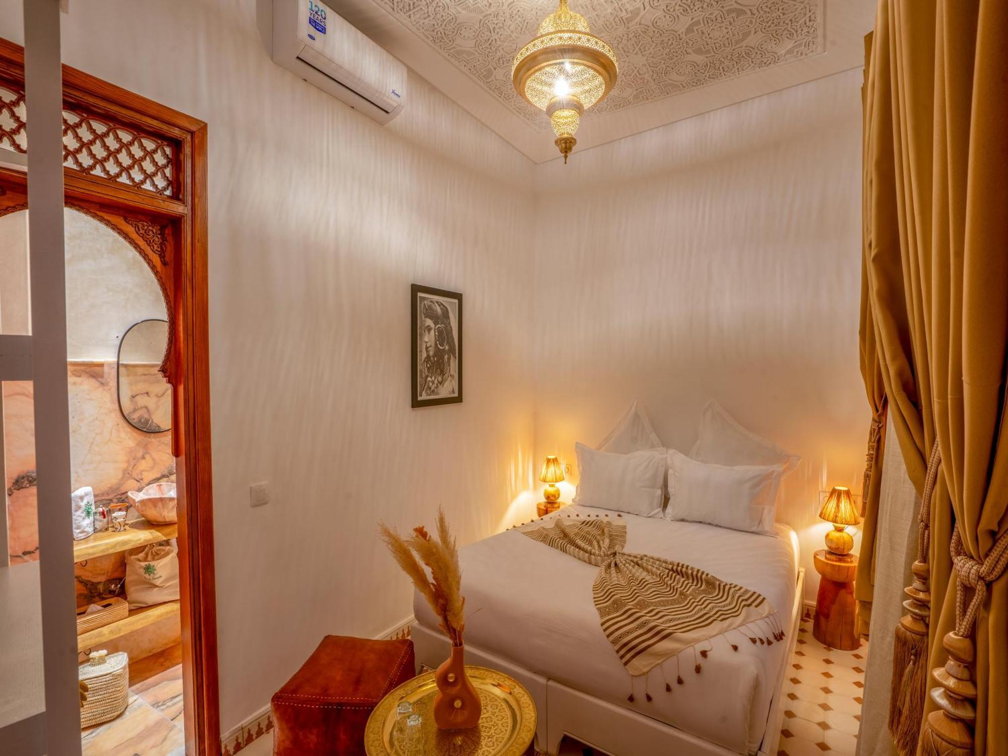 Dar Al-Famila Hamam & Spa Marrakesh Exterior photo
